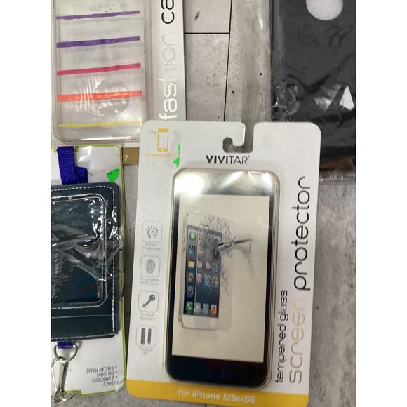 Phone Cases & Screen Protector For iPhone 5/5s/SE - Picture 2 of 4